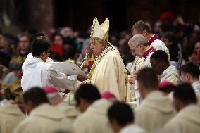 Pope Francis celebrates Holy Mass on the Solemnity of Mary Most Holy Mother of God
Thursday, 1 January, Altar of the Confessio,