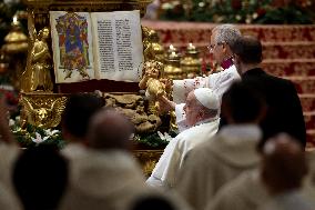 Pope Francis celebrates Holy Mass on the Solemnity of Mary Most Holy Mother of God
Thursday, 1 January, Altar of the Confessio,