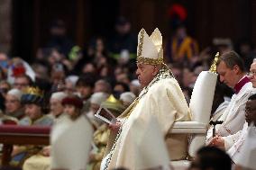 Pope Francis celebrates Holy Mass on the Solemnity of Mary Most Holy Mother of God
Thursday, 1 January, Altar of the Confessio,