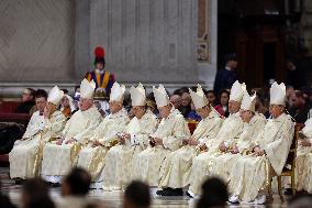 Pope Francis celebrates Holy Mass on the Solemnity of Mary Most Holy Mother of God
Thursday, 1 January, Altar of the Confessio,