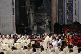 Pope Francis celebrates Holy Mass on the Solemnity of Mary Most Holy Mother of God
Thursday, 1 January, Altar of the Confessio,