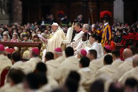 Pope Francis celebrates Holy Mass on the Solemnity of Mary Most Holy Mother of God
Thursday, 1 January, Altar of the Confessio,