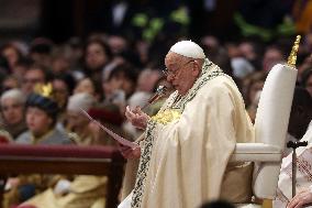 Pope Francis celebrates Holy Mass on the Solemnity of Mary Most Holy Mother of God
Thursday, 1 January, Altar of the Confessio,