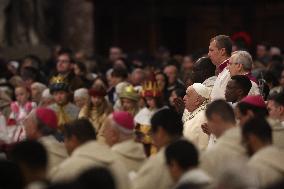 Pope Francis celebrates Holy Mass on the Solemnity of Mary Most Holy Mother of God
Thursday, 1 January, Altar of the Confessio,