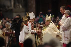 Pope Francis celebrates Holy Mass on the Solemnity of Mary Most Holy Mother of God
Thursday, 1 January, Altar of the Confessio,