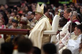 Pope Francis celebrates Holy Mass on the Solemnity of Mary Most Holy Mother of God
Thursday, 1 January, Altar of the Confessio,