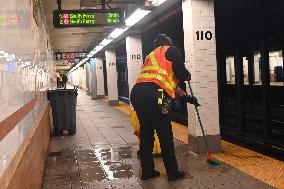 30 Year Old Man Stabbed Numerous Times In New York City Transit On The 1 Line On The Upper West Side Of Manhattan