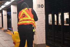 30 Year Old Man Stabbed Numerous Times In New York City Transit On The 1 Line On The Upper West Side Of Manhattan