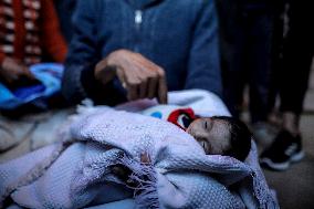 Children Are Freezing to Death in Gaza - Deir Al-Balah