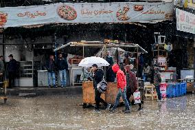 Palestinians Battle Cold in Refugee Camp - Gaza