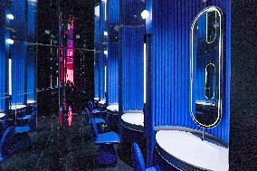 Luxury Public Toilet in Nanjing