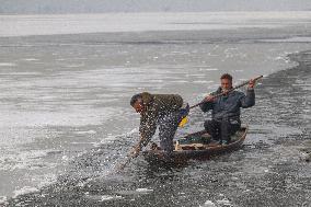 Fresh Spell Of Snowfall In Srinagar