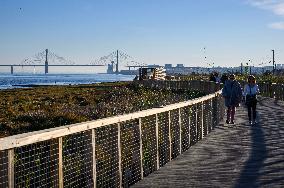 Riberinho De Loures Footpath, Lisbon.