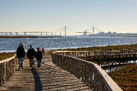 Riberinho De Loures Footpath, Lisbon.