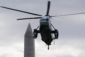 DC: President Biden and First Lady Jill Biden hold a White House arrivals