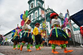 Carnaval de Negros y Blancos - Black and Whites Carnival