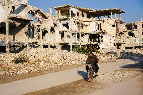 Destruction Of Buildings In Yarmouk Camp Due To Syrian And Russian Shelling