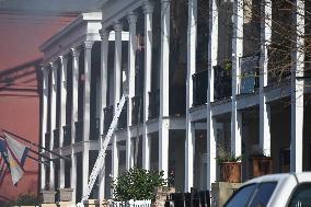 New Orleans Fire Department Responds To Large Fire In Building At Governor Nicholls Street And Chartres Street