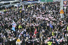 Detention attempt for S. Korean President Yoon