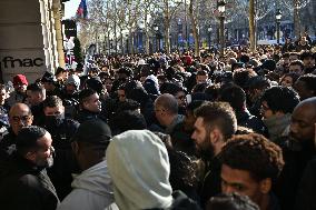 fnac liquidation at the Champs-Elysees in Paris FA