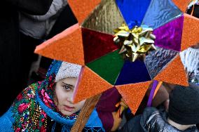 Large-scale march of Christmas star carriers in Lviv