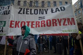 Farmers Demonstrate Against EU's Policies In Warsaw.