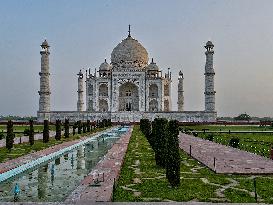 Daily Life In Agra