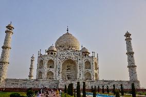 Daily Life In Agra