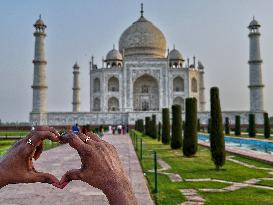 Daily Life In Agra