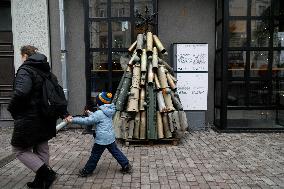 Christmas tree made of spent ammunition in Kyiv