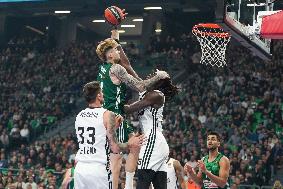 Panathinaikos BC v Virtus Segafredo Bologna - Euroleague