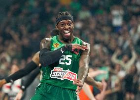 Panathinaikos BC v Virtus Segafredo Bologna - Euroleague