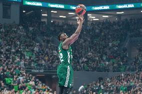 Panathinaikos BC v Virtus Segafredo Bologna - Euroleague