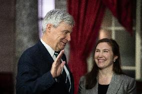 Vice President Kamala Harris swears in Senators