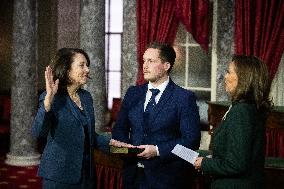 Vice President Kamala Harris swears in Senators