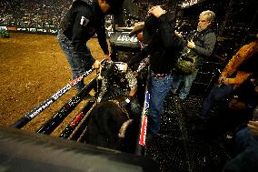 Pro Bull Riders: Unleash The Beast - New York City