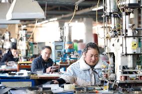 China Cold Compress Leisure Manufacturing Industry