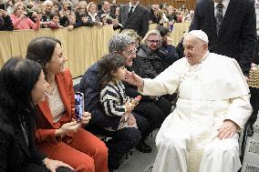 Pope Francis meets with Catholic Union of Teachers - Vatican