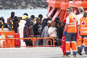 Migrants Arrive in The Canary Islands