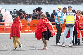 Migrants Arrive in The Canary Islands