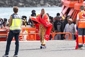 Migrants Arrive in The Canary Islands