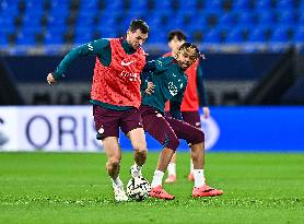 French Super Cup (Trophee Des Champions) - Paris Saint-Germain Training Session