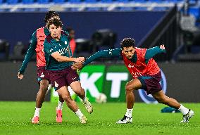 French Super Cup (Trophee Des Champions) - Paris Saint-Germain Training Session