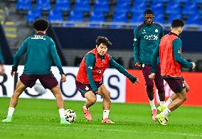 French Super Cup (Trophee Des Champions) - Paris Saint-Germain Training Session