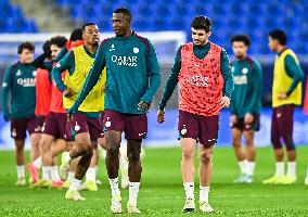 French Super Cup (Trophee Des Champions) - Paris Saint-Germain Training Session