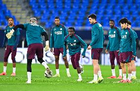 French Super Cup (Trophee Des Champions) - Paris Saint-Germain Training Session