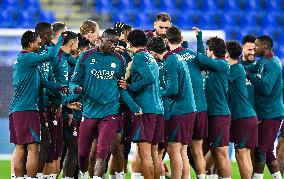 French Super Cup (Trophee Des Champions) - Paris Saint-Germain Training Session