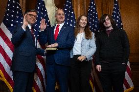 House members take ceremonial oath of office