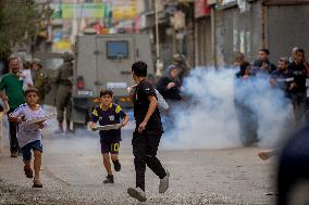 Israeli Forces Besieged the Balata Refugee Camp - Nablus