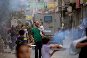 Israeli Forces Besieged the Balata Refugee Camp - Nablus